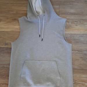 EUC Zyia Gray Sport Pocket Cutoff Hoodie- M